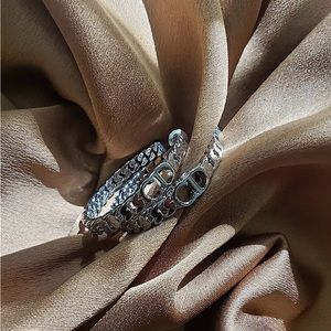 Christian Dior Silver Midsize Chain Hoops